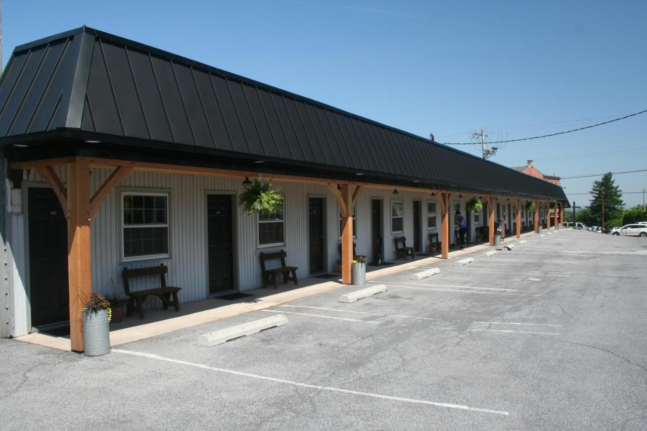 Hotel The Carriage House At Strasburg Exterior foto