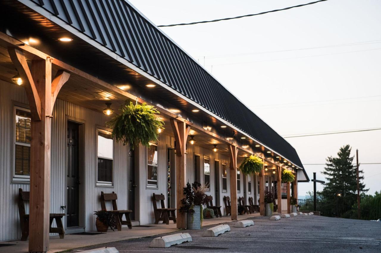 Hotel The Carriage House At Strasburg Exterior foto